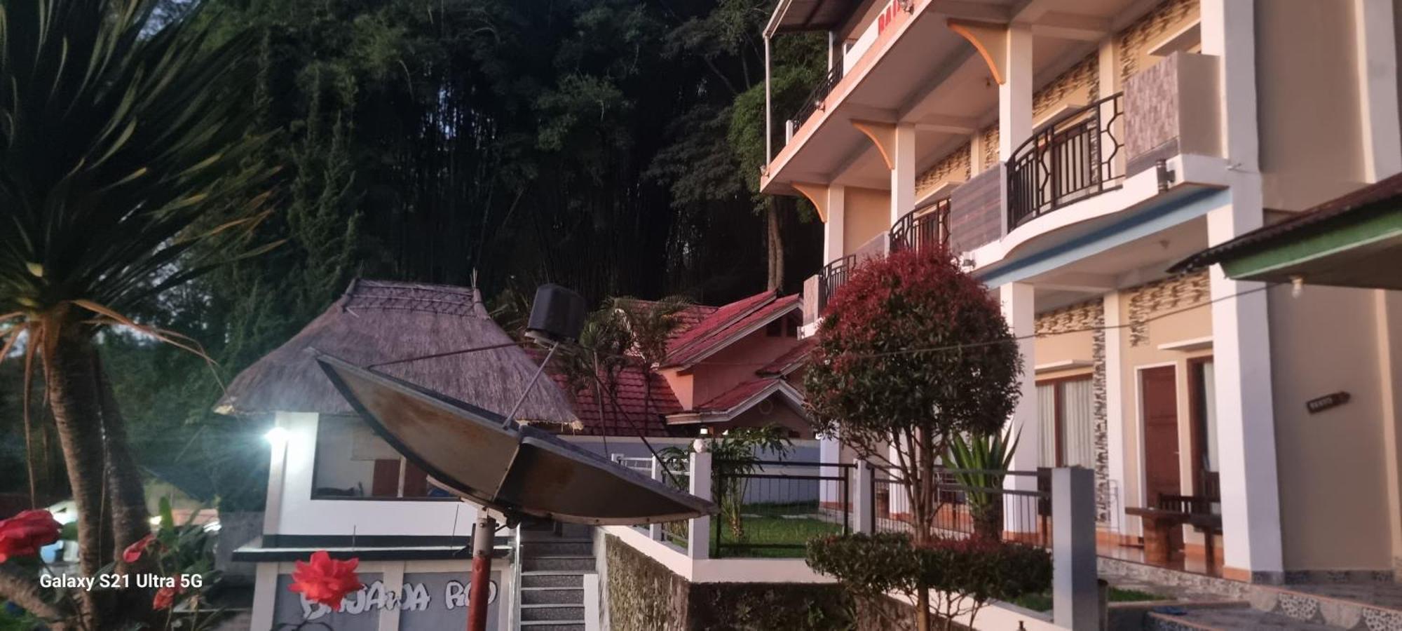Bajawa-Roo Hotel Екстериор снимка