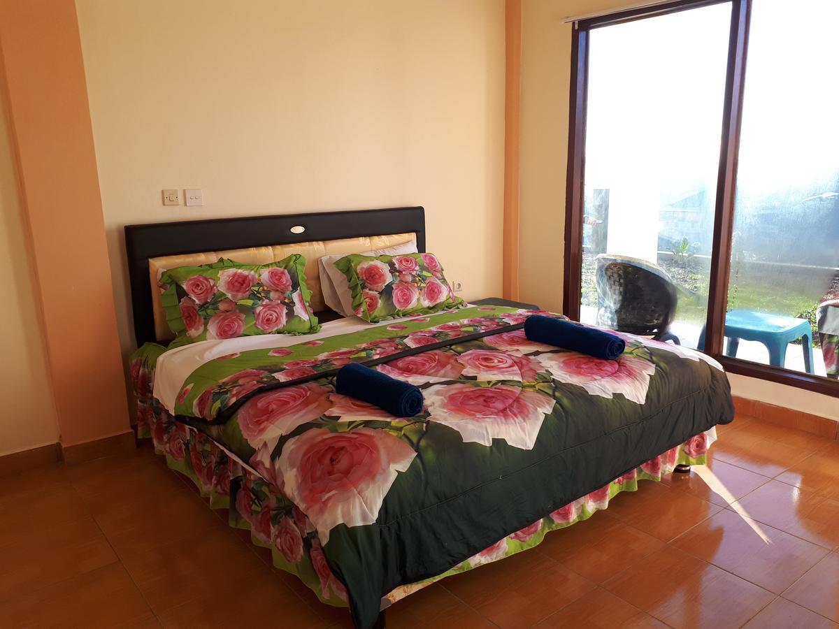 Bajawa-Roo Hotel Екстериор снимка